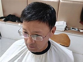 假發套打結了要怎么處理？